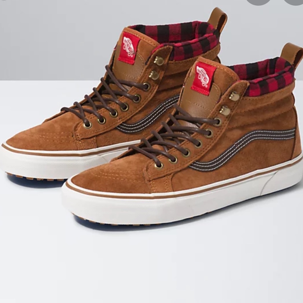 Hightop multiweather plaid and glazed ginger vans